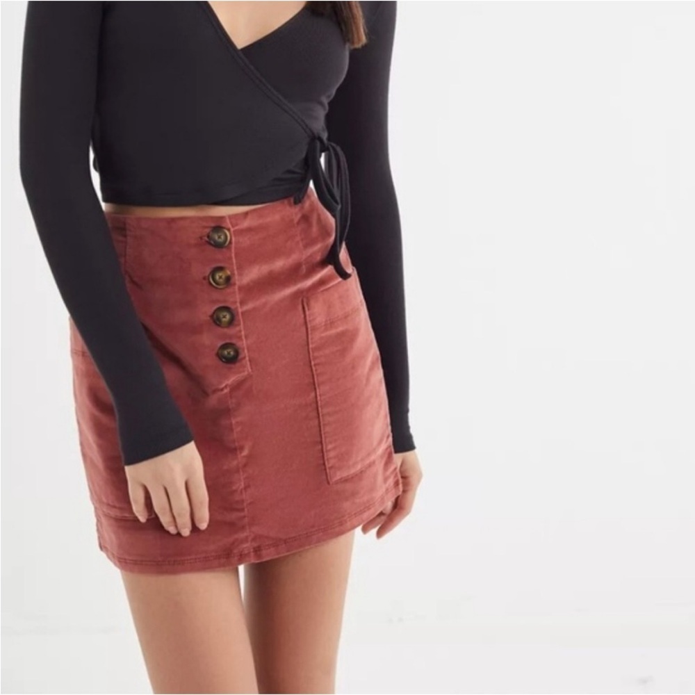 BDG Urban Outfitters Button Front Velvet Mini Skirt – Rust – XS